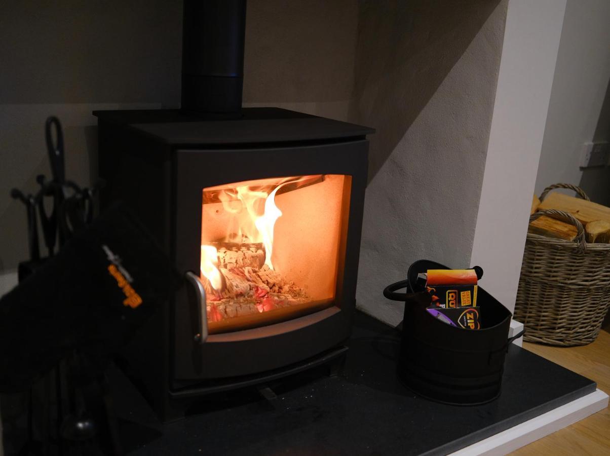 Newly Renovated Cottage With Hot Tub Portreath Luaran gambar